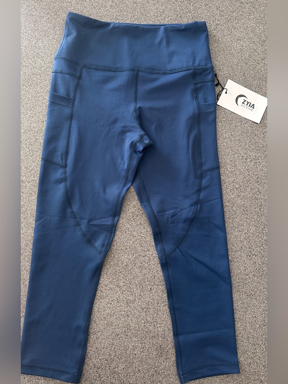 ZYIA Active Pocket Light N Tight High Rise Capri